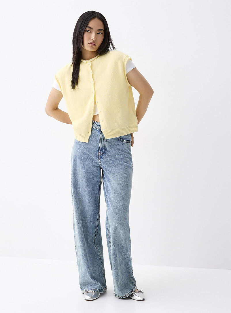 Things Between Black Rolled trim vest for women