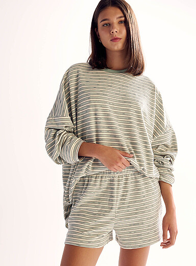 Things Between Mint Striped velvety lounge short for women