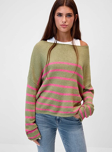 Things Between Green and Pink Engineered fuchsia stripe sweater for women