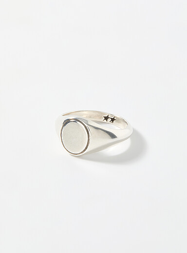 La bague signet minimaliste