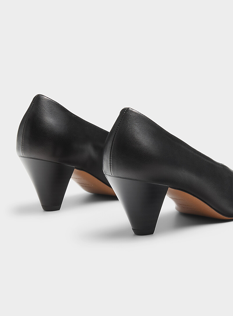 Kiki minimalist leather pumps product image 2