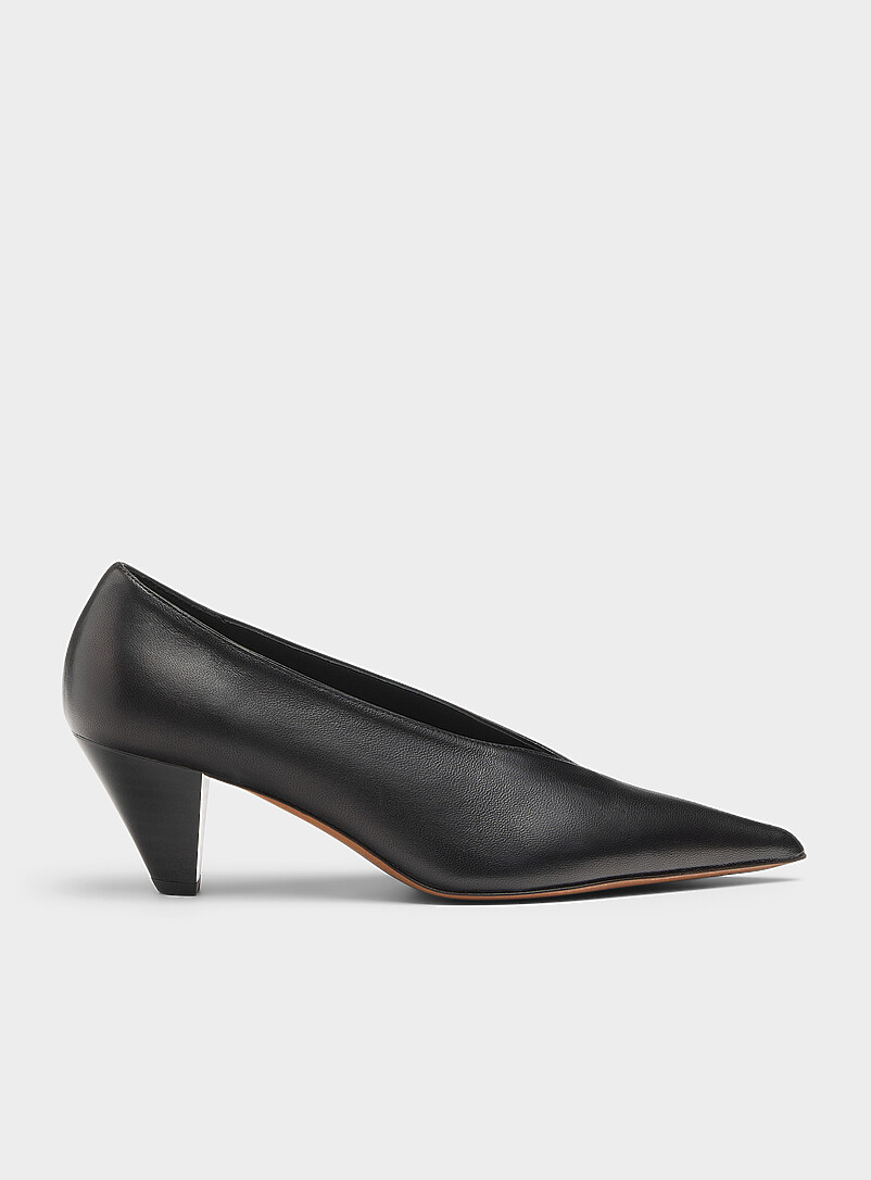 Kiki minimalist leather pumps product image 3