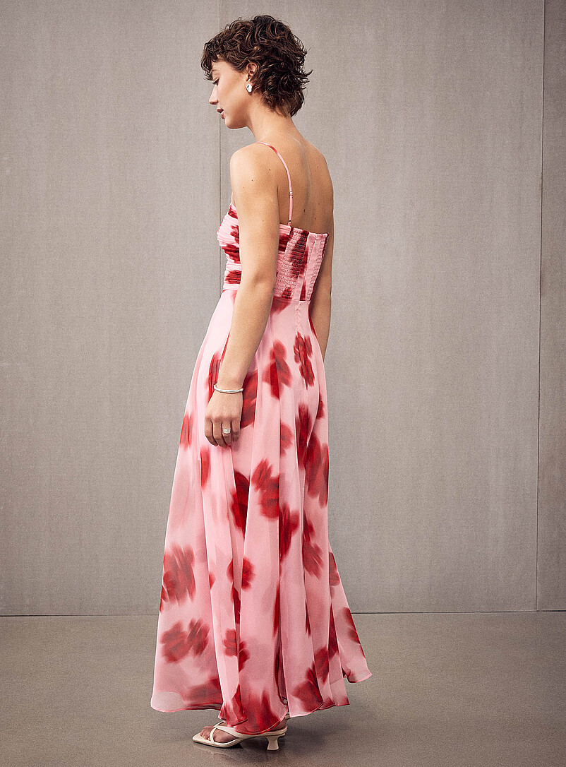 Ever New: La robe pliss&eacute;e fleurs vaporeuses Brandy Rose pour femme