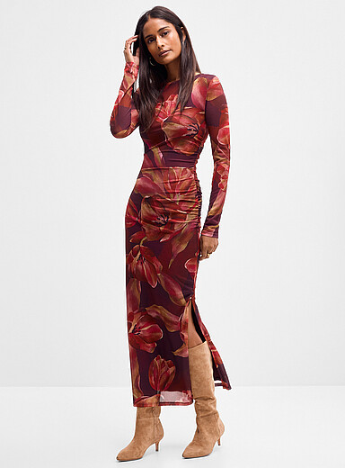 La robe ajust&eacute;e fleurs abstraites Alannah