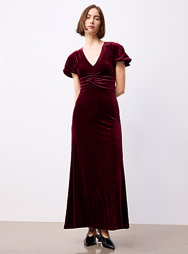 Ever New: La longue robe velours fronc&eacute;e Elma Bourgogne pour femme