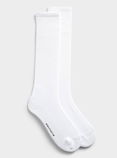 La longue chaussette c&ocirc;tel&eacute;e