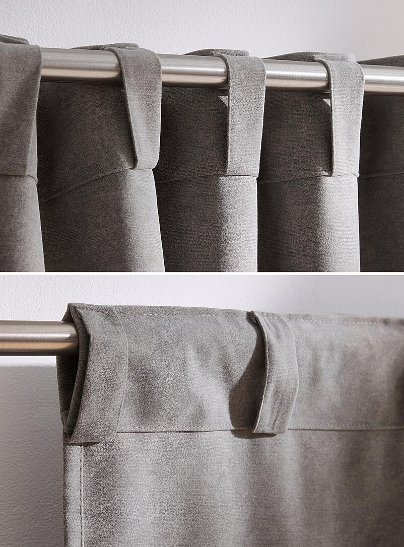Simons Maison: Le rideau coupe-lumi&egrave;re chin&eacute; velout&eacute; <b>Un panneau</b> 135 x 220 cm Gris clair