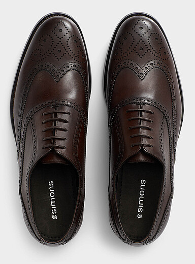 La chaussure brogue en cuir Homme