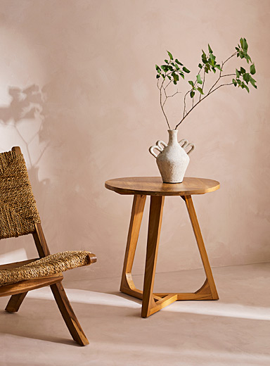Minimalist teakwood side table