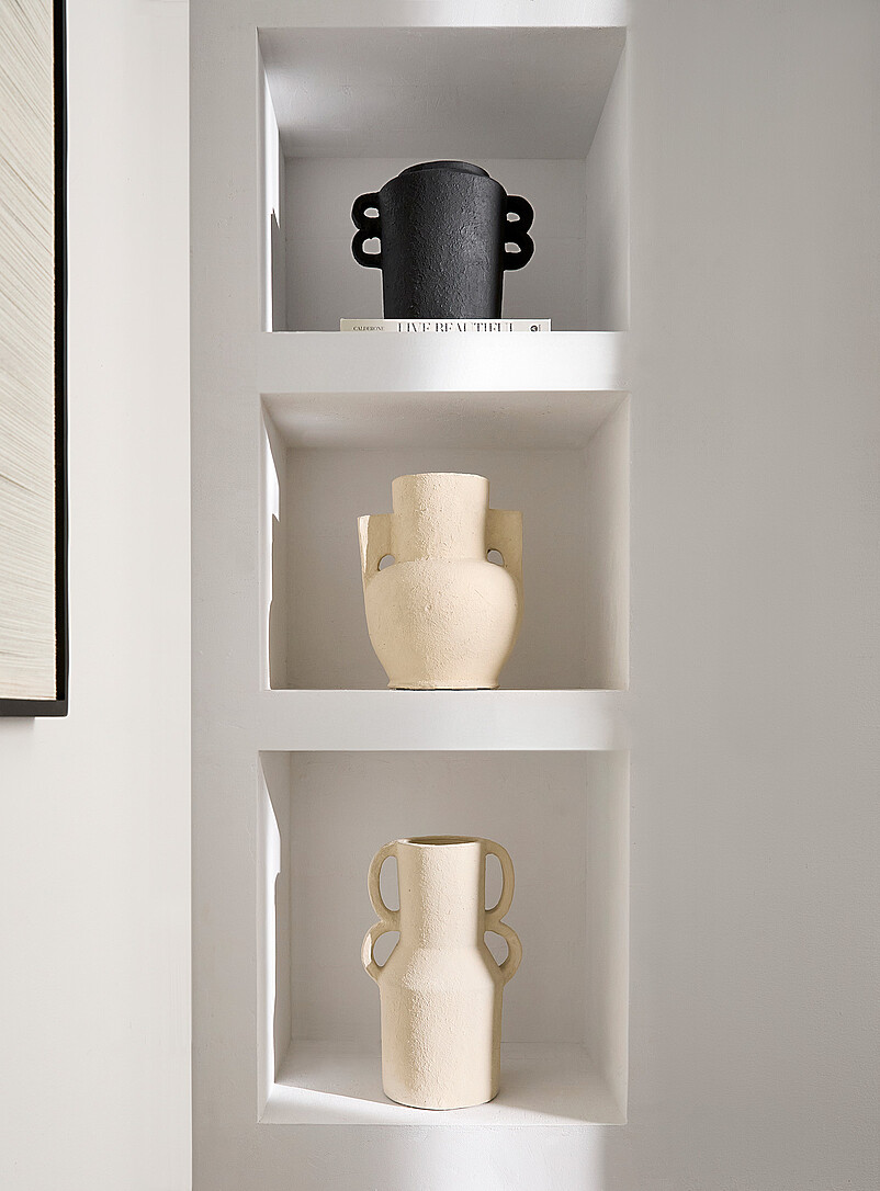 CRUSO&Euml;: Le vase terre cuite cr&egrave;me Pos&eacute;idon Ivoire - Beige cr&egrave;me