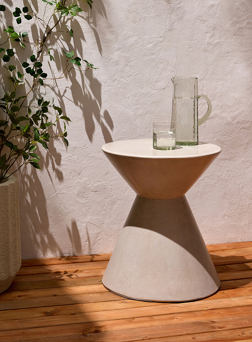 CRUSO&Euml; Light Grey Tokken fiber cement side table Indoor and outdoor