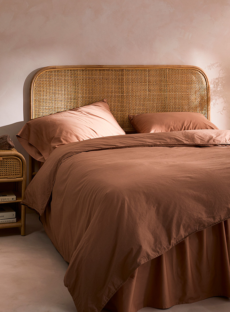 Sleek natural rattan headboard Suitable for a queen-size bed product image (primary)