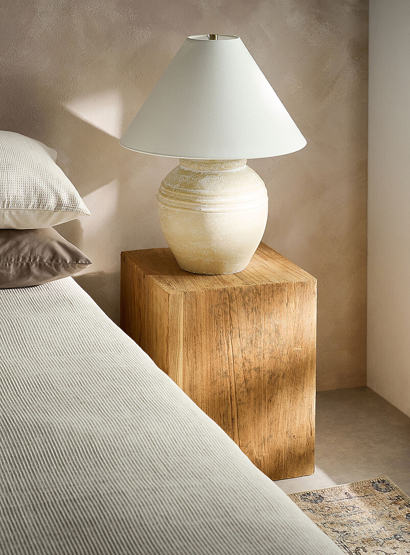 Cubicule Bali teak wood side table product image (primary)