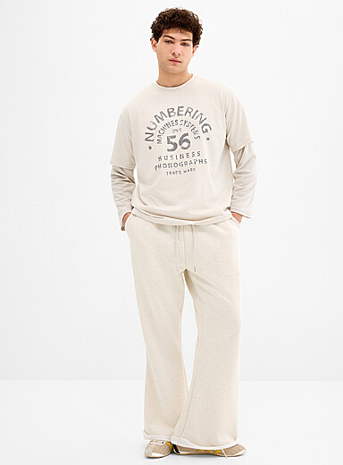 Le pantalon &eacute;vas&eacute; envers ratin&eacute; <b>Importation de S&eacute;oul</b>