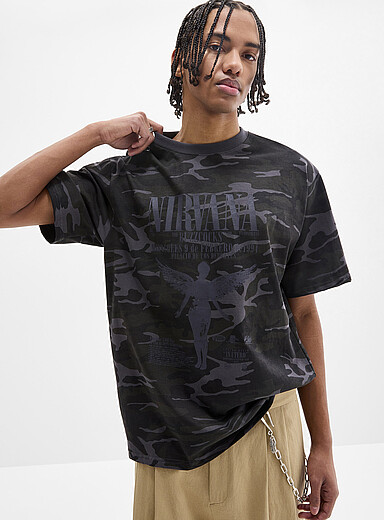 Le t-shirt camo Nirvana <b>Importation de S&eacute;oul</b>