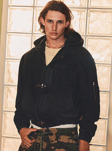 Le blouson denim attaches pompier <b>Importation de S&eacute;oul</b>