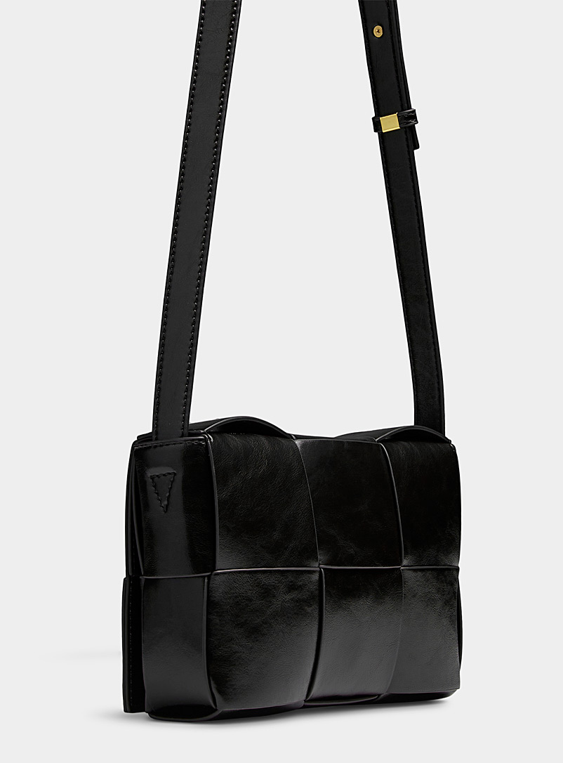 Le 31: Le sac bandouli&egrave;re rectangulaire cuir natt&eacute; Noir pour homme