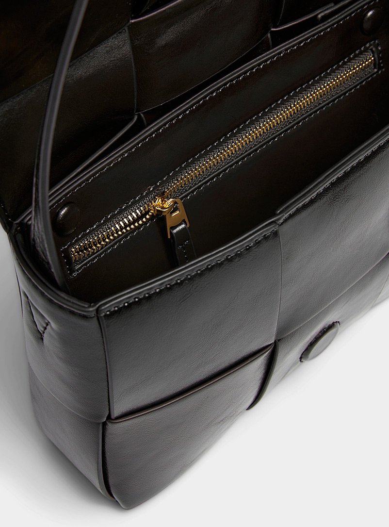 Le 31: Le sac bandouli&egrave;re rectangulaire cuir natt&eacute; Noir pour homme