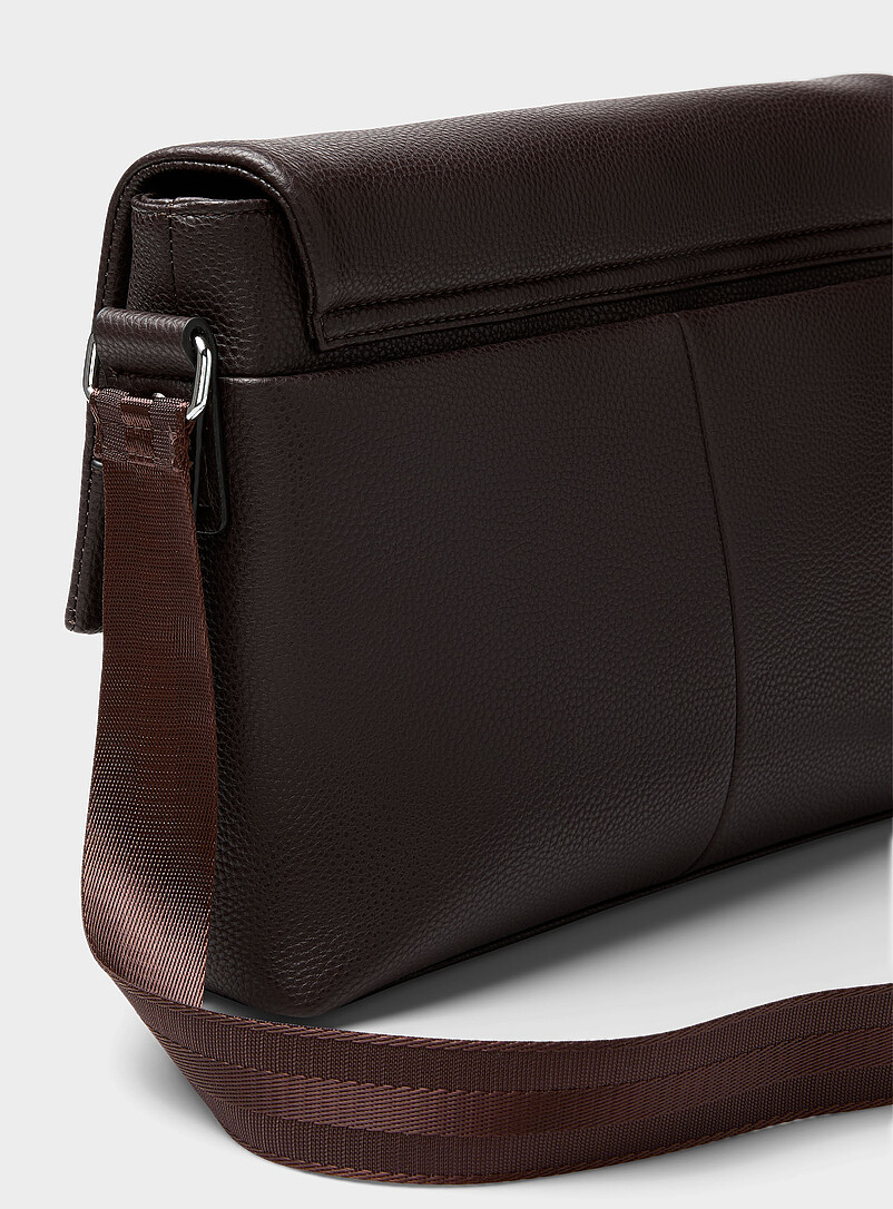 Asymmetric-pocket messenger bag product image 2
