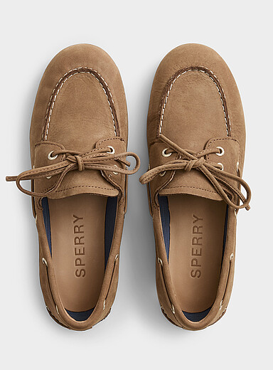 La chaussure bateau &eacute;troite su&egrave;de tan Femme