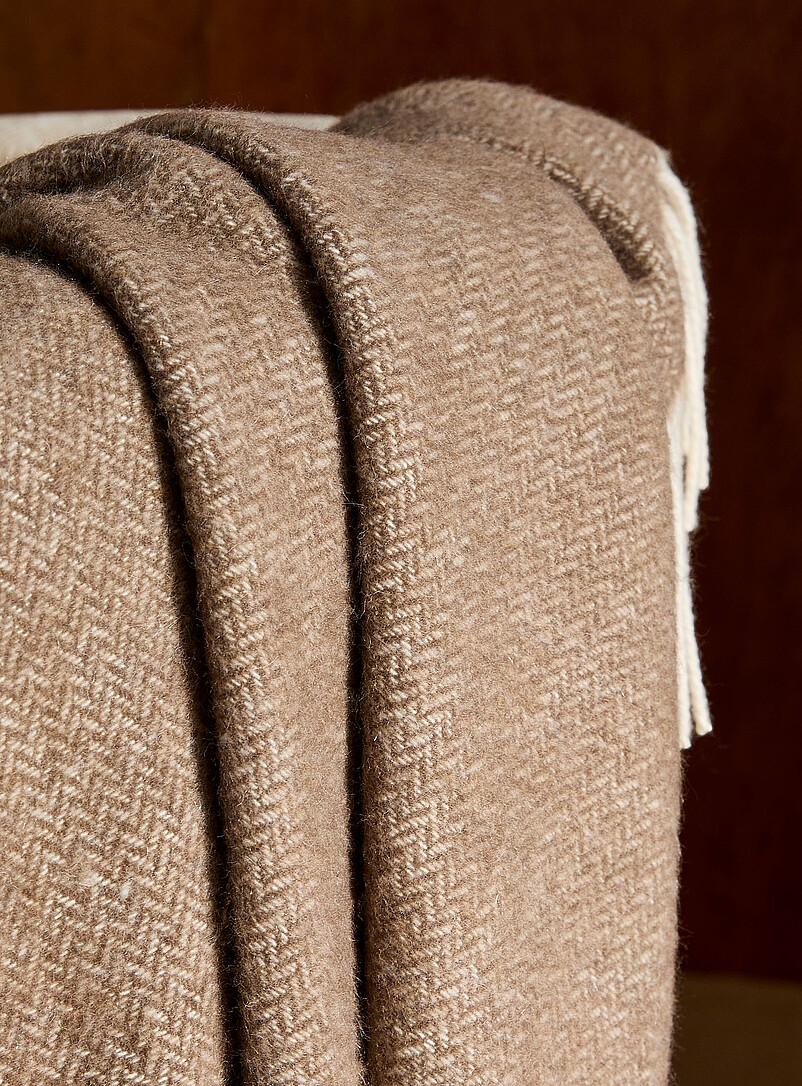 Simons Maison: Le jet&eacute; chevrons m&eacute;lange de laine 130 x 170 cm Kaki - Sauge - Olive
