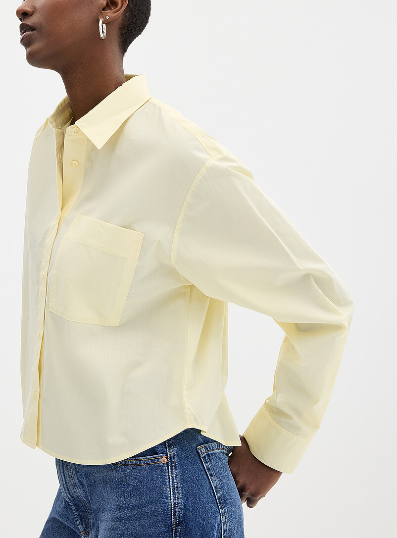 Contemporaine: La chemise popeline courte poche plaqu&eacute;e Bleu p&acirc;le - Bleu ciel pour femme