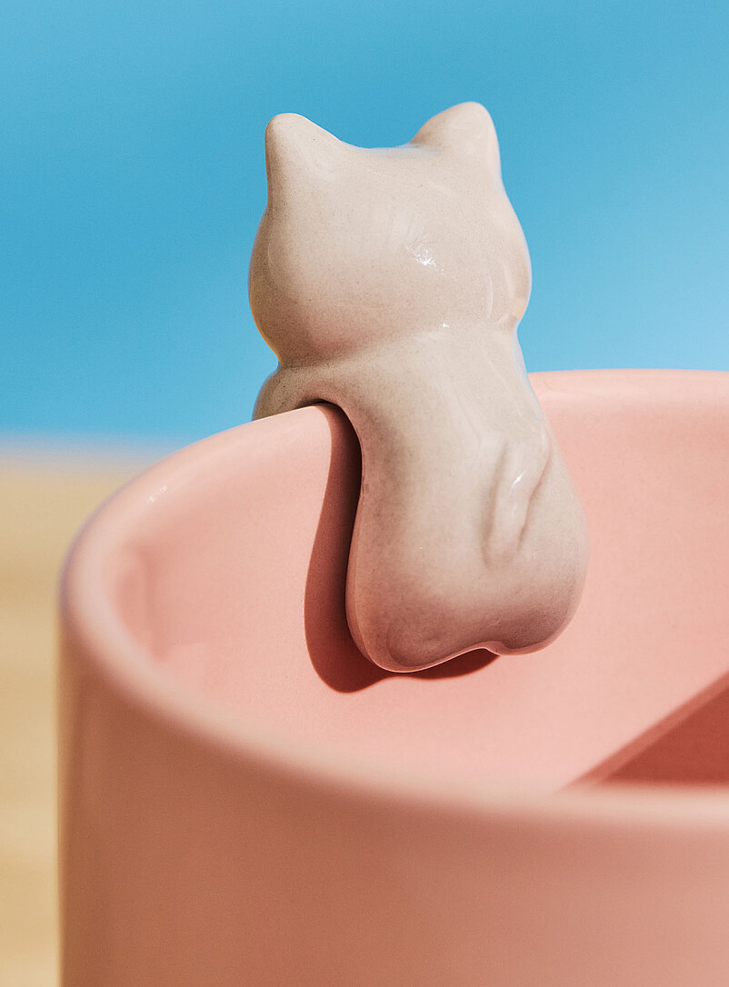 Climbing cat mug product image 2
