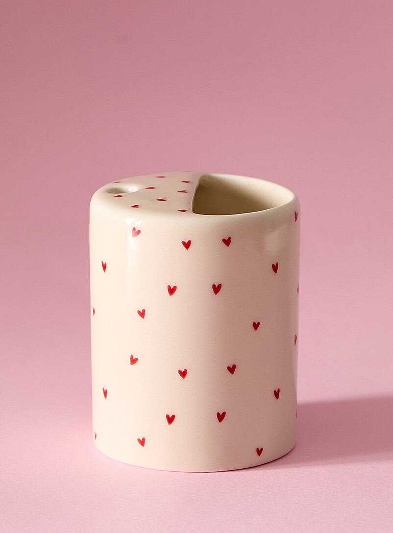 Contrasting hearts tumbler product image (primary)