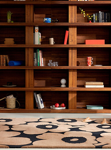 Marimekko: Le tapis pure laine Unikko deux tons Voir nos formats offerts Brun &agrave; motifs