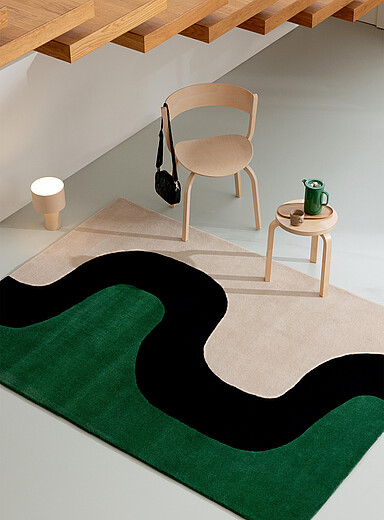 Le tapis pure laine bande ondul&eacute;e Seireeni Voir nos formats offerts