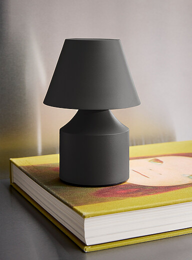 Simons Maison: La petite lampe de table tactile rechargeable minimaliste Gris