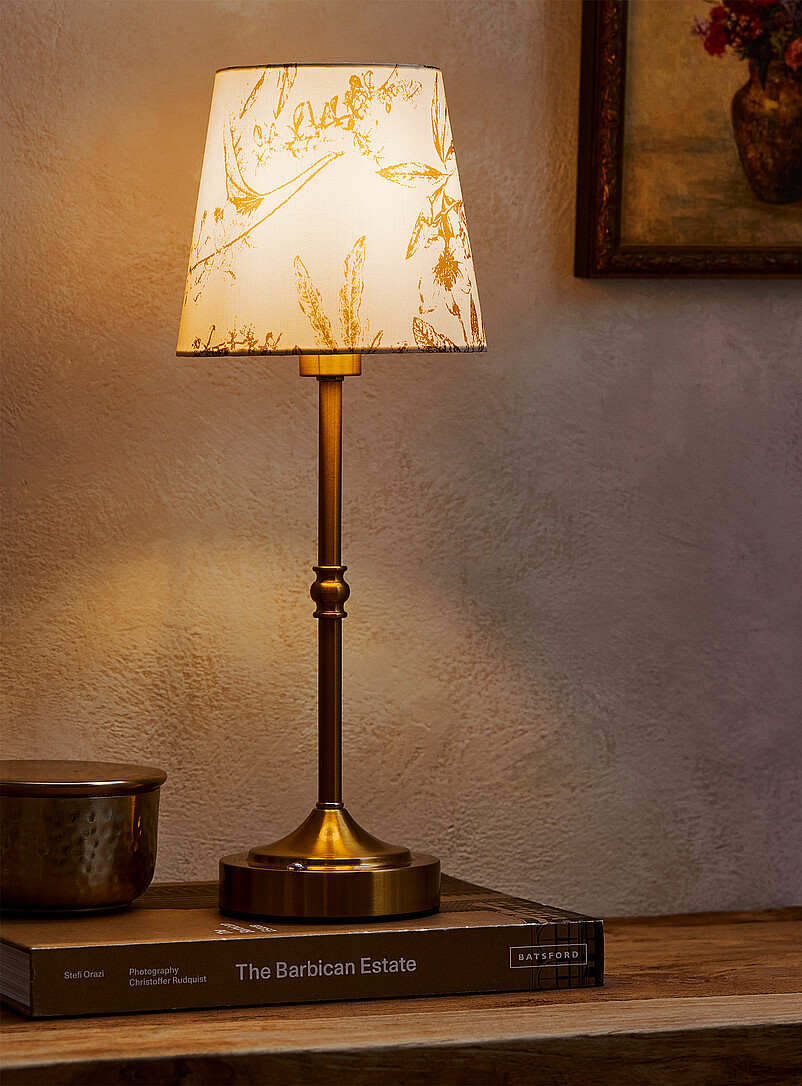 Simons Maison: La lampe tactile rechargeable abat-jour fleurs s&eacute;pia &Eacute;cru &agrave; motifs