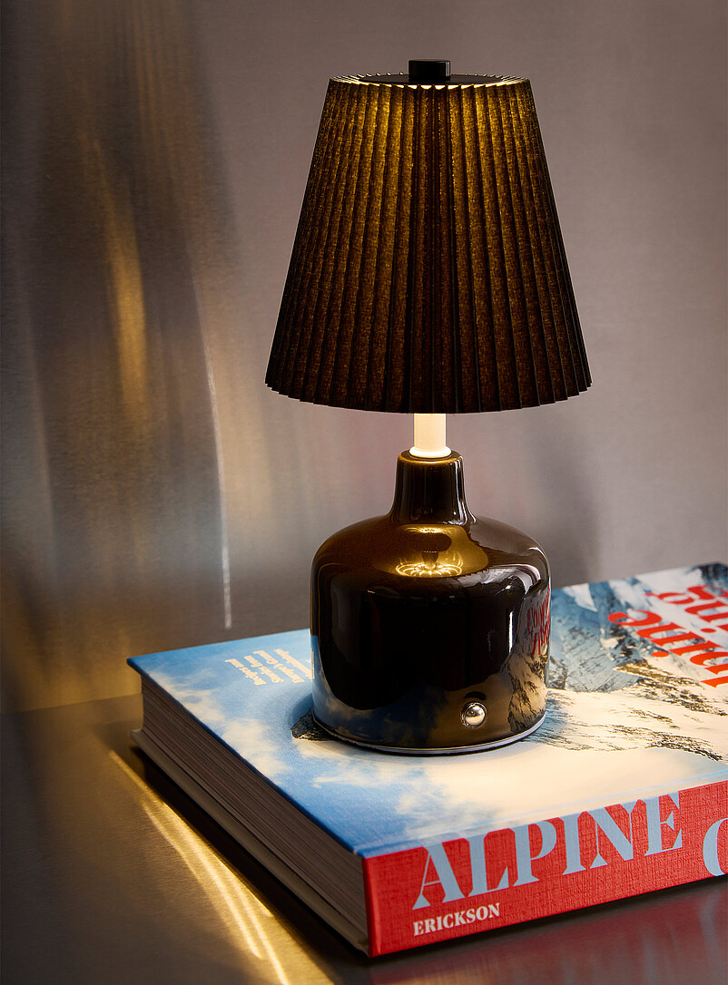 Pleated lampshade rechargeable touch table lamp product image 2