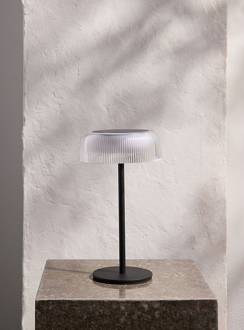 Grooved shade solar lamp product image (primary)
