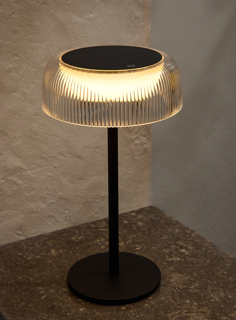 Grooved shade solar lamp product image 2