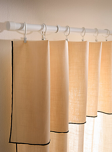 Adjustable white curtain rod 67-340 cm