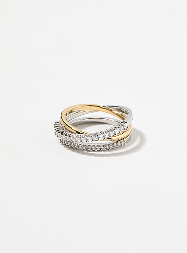 Hyperbola ring