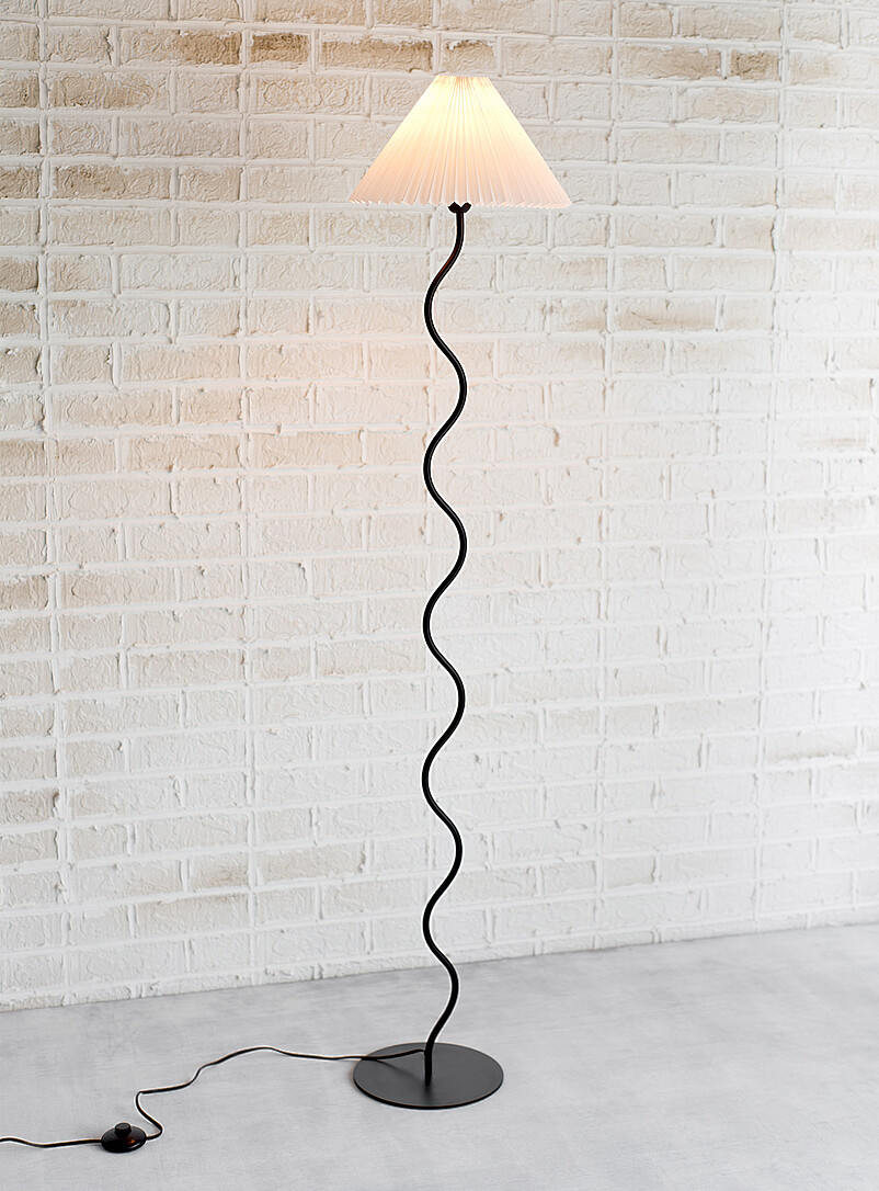 Pleated-shade wavy floor lamp product image 2