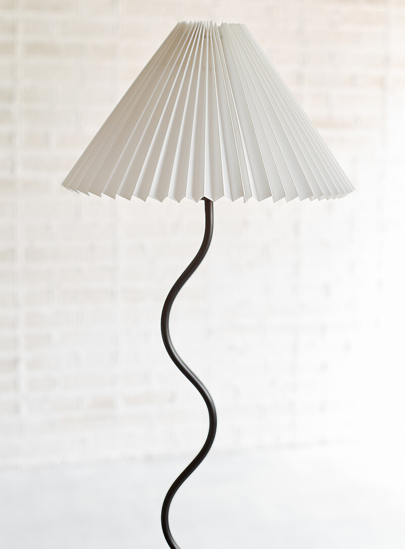 Pleated-shade wavy floor lamp product image 3