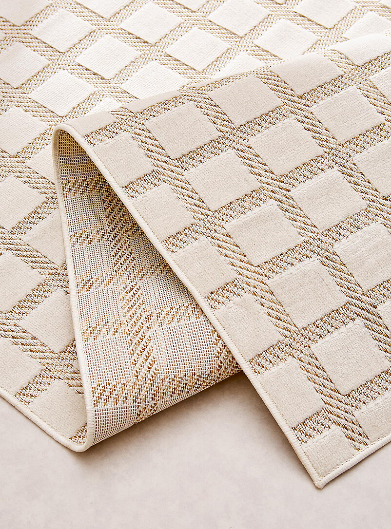 Simons Maison: Le tapis int&eacute;rieur et ext&eacute;rieur beige quadrill&eacute; Voir nos formats offerts Ivoire - Beige cr&egrave;me