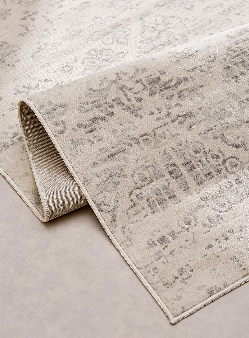 Faded trellis rug 160 x 230 cm product image 2