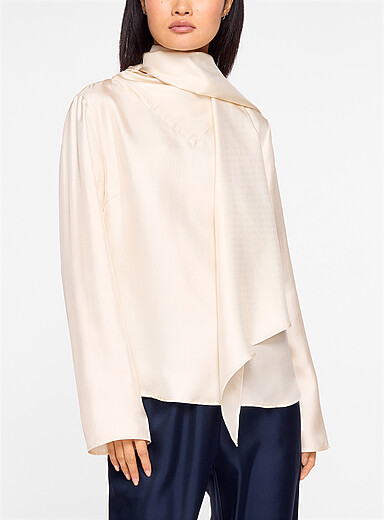 Loulou de Saison: La blouse &agrave; foulard serg&eacute; de soie Blanc cass&eacute; pour femme