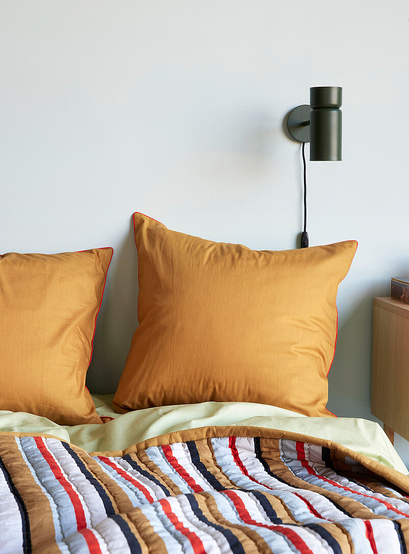 Pavilion striped quilt 140 x 200 cm product image (primary)