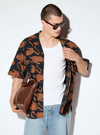 La chemise mosa&iuml;que tigres Ronen <b>Coupe relaxe</b>