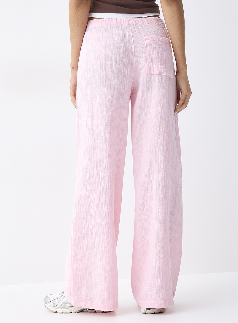 Twik: Le pantalon large gaze coton bio Bleu &agrave; motifs pour femme