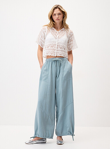 Twik: Le jogger ample gaze coton bio Bleu p&acirc;le - Bleu ciel pour femme