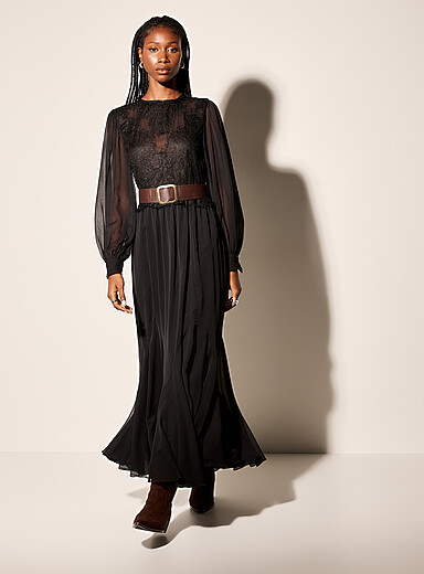 Ic&ocirc;ne Black Scalloped lace sheer chiffon long dress for women