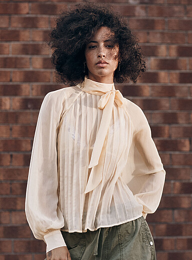 Ic&ocirc;ne Ivory/Cream Beige Sheer scarf-neck pleated chiffon blouse for women