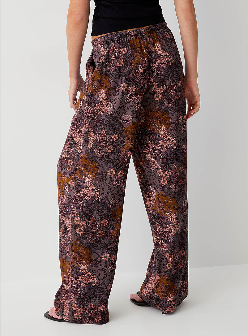 Printed drawstring-waist wide-leg pant product image 3