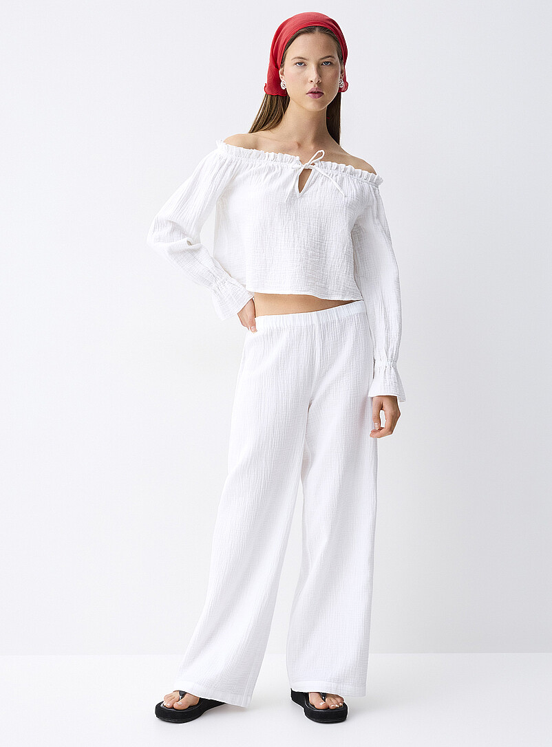 Ruffled off-the-shoulder blouse product image 2